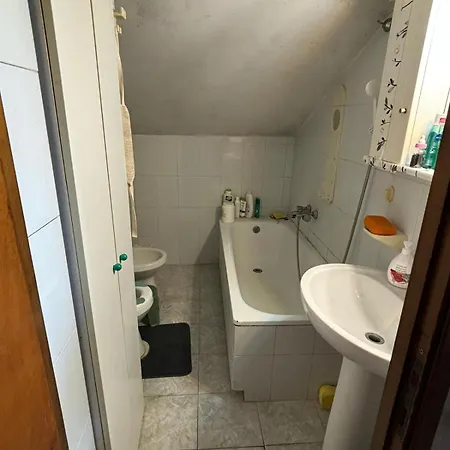 Mobin Apartament *